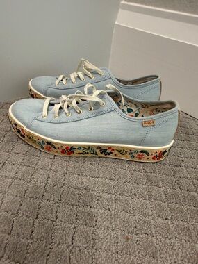 Keds Light Blue Canvas Platform Sneakers with Embroidered Floral Sole